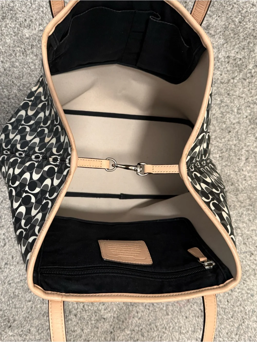 Coach F23673 Optic Signature C Large Coated Canvas Tote